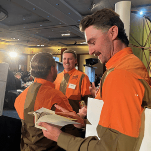 vols300