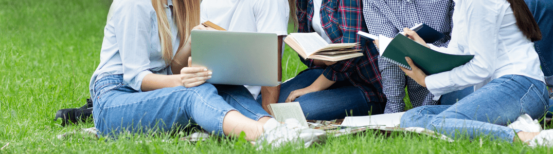 students-AdobeStock_285140244